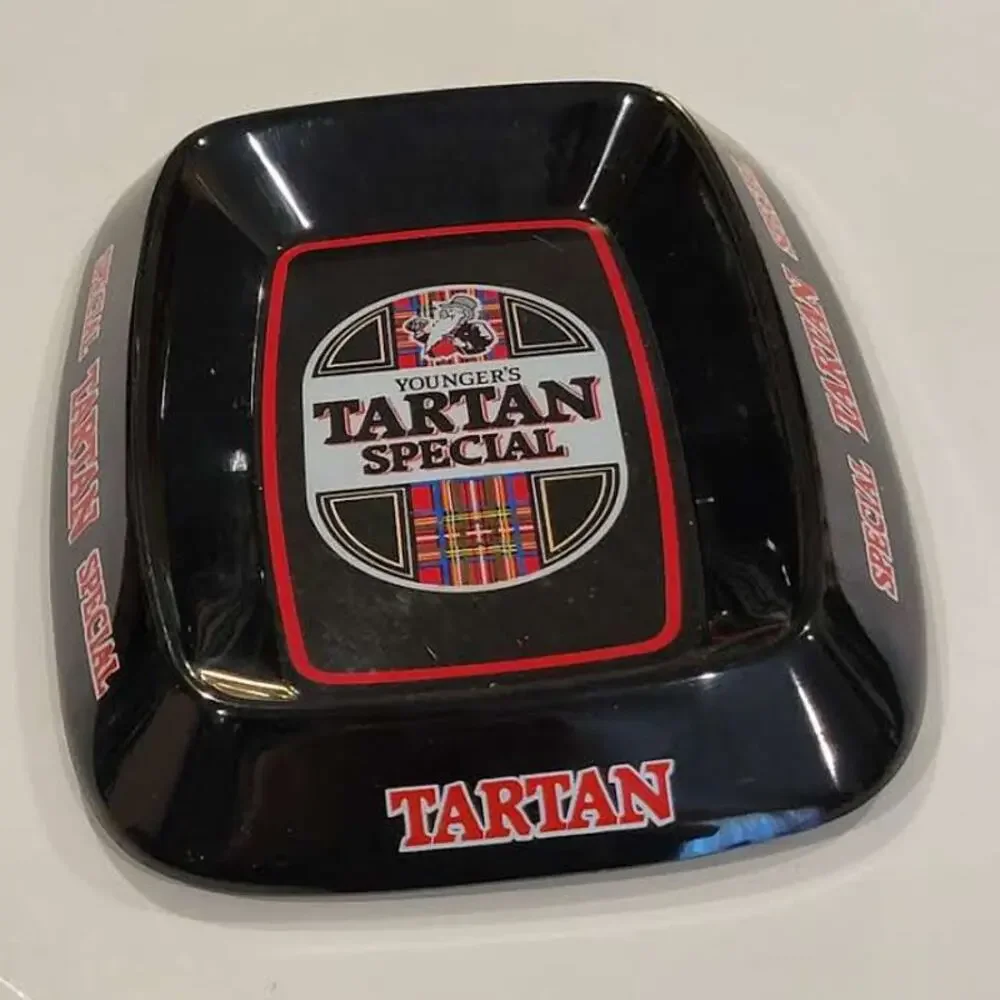 Vintage Younger’s Tartan Special Ash Tray Ornamin Made in Great Britain